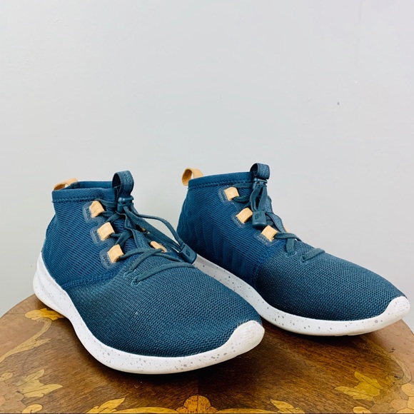new balance navy gold new balance navy gold